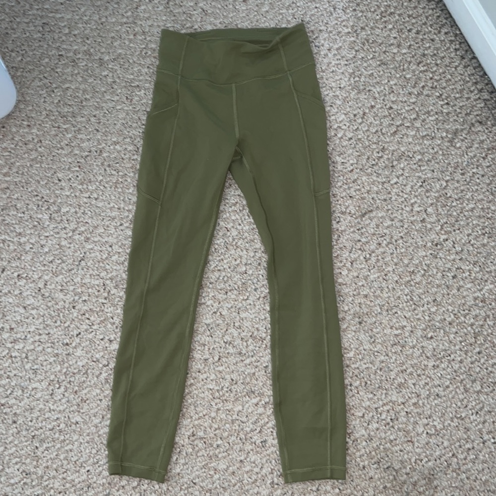 Lululemon Wunder Under High Rise with pockets 25”